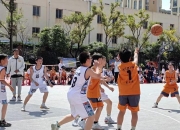 乐鱼体育网址-篮球精彩时刻连连上演，赛场气氛瞬间升温